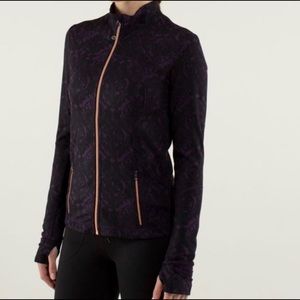 Lululemon black and purple Define jacket size 8